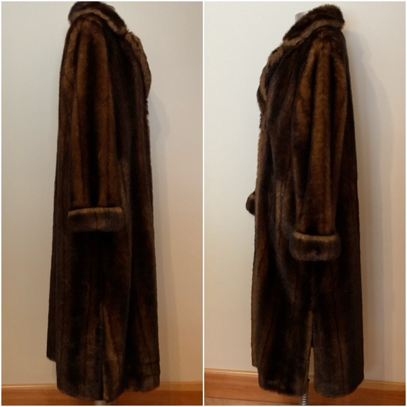Regal Faux-Fur Vintage Long Brown Coat Size S-L - Picture 7 of 16